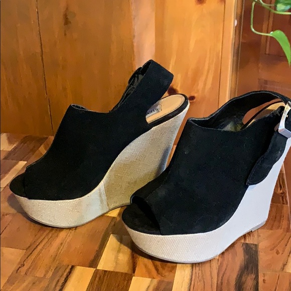 Steve Madden Shoes - Steve Madden black wedge size 5 1/2